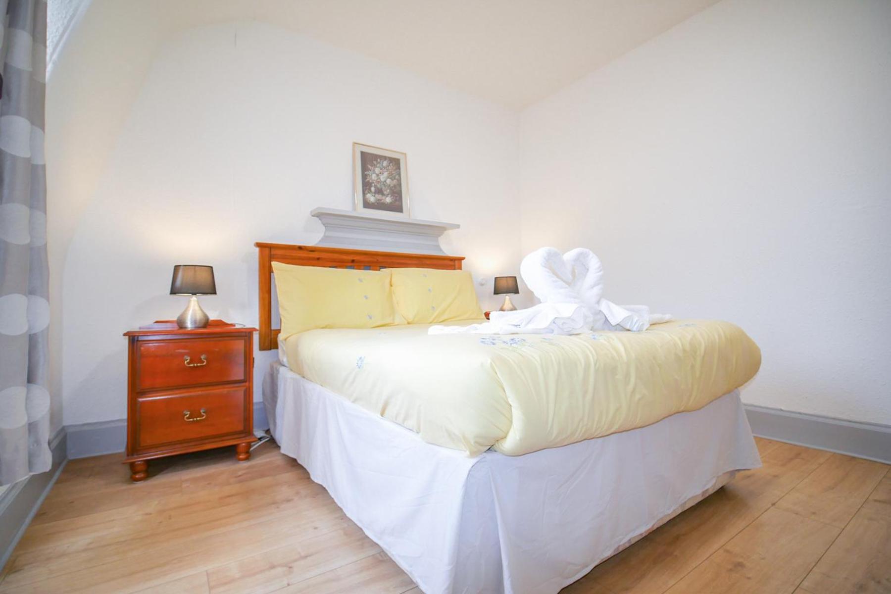 Telford Rd 5 Bedroom House אינברנס מראה חיצוני תמונה