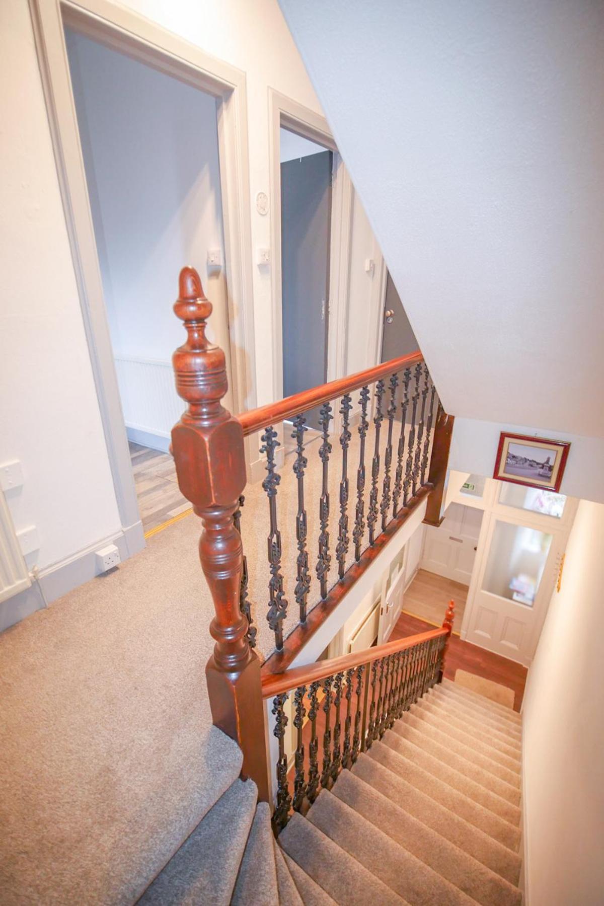 Telford Rd 5 Bedroom House אינברנס מראה חיצוני תמונה