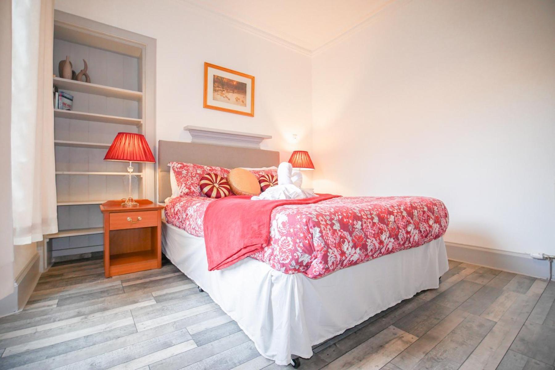 Telford Rd 5 Bedroom House אינברנס מראה חיצוני תמונה
